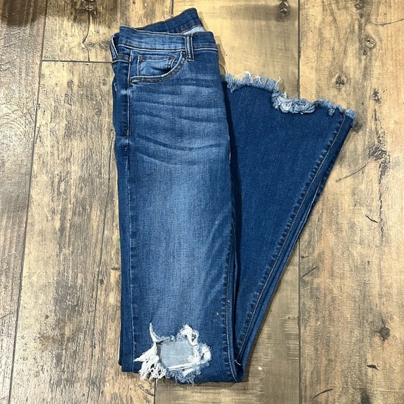 ❌❌Sneak Peek flare 7/28❌❌SALE - Picture 1 of 5